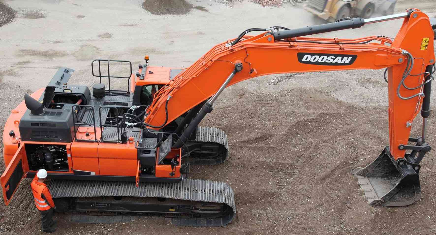 Гусеничный экскаватор DOOSAN DX340LCA