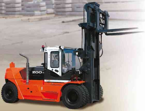Дизельный погрузчик Doosan DV200S-7