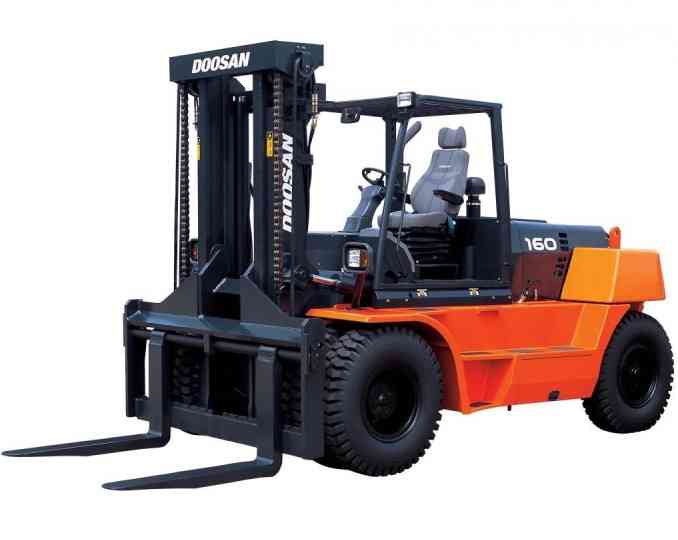 Дизельный погрузчик Doosan D110S-5