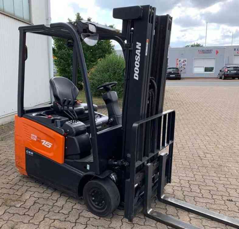 Вилочный электропогрузчик Doosan B15T-7