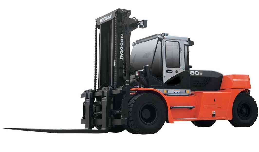 Дизельный погрузчик Doosan DV180S-7