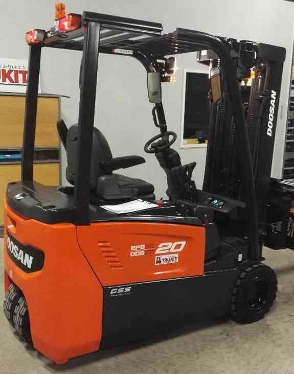 Вилочный электропогрузчик Doosan B16X-7