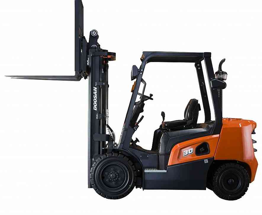 Дизельный погрузчик Doosan D33NX