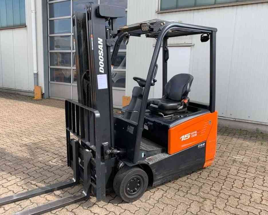 Вилочный электропогрузчик Doosan B15T-7